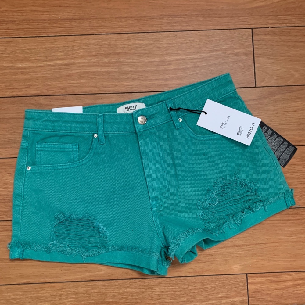 Forever 21 distressed shorts. - Picture 2 of 6